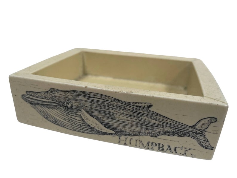 Vintage English Scrimshaw Resin Faux Fake Whale Whaleship Beatrice Home Is The Sailor Trinket Box Jewellery Storage circa 1980-90's / EVE image 8