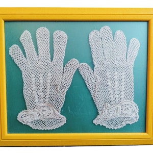 Vintage French Embroidered Framed White Cotton Wedding Christening Church Hand Gloves Lady Size circa 1940-50's / EVE of Europe