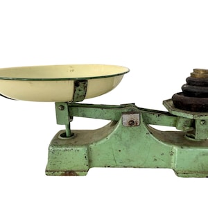 Vintage English Heavy Cast Iron Kitchen Weighing Scale With Weights Green Beige Kitchen Butcher Grocer Circa 1940&#39;s / EVE