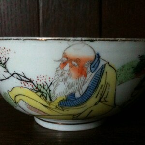 Antique Chinese Old Man Sitting on a Peach Rice Noodle Bowl circa 1910's / EVE of Europe