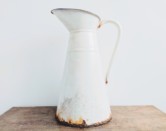 Jarra/jarra/jarra de leche/jarrón de metal blanco oxidado y polvoriento esmaltado francés vintage, circa 1930-40 / EVE of Europe