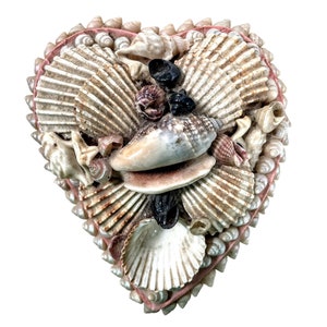 Vintage French Hand Made Sea Shell Pink Heart Shaped Gift Treasure Box Trinket Dish Catch All circa 1970&#39;s / EVE