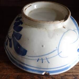 Antique Chinese White Blue Large Rice Noodle Serving Bowls Dish Damaged Chipped circa 1800's / EVE of Europe image 5