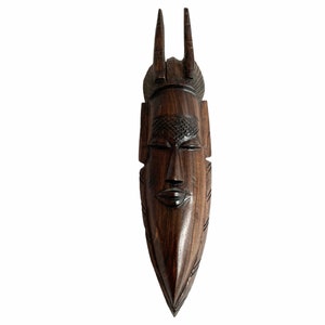 Vintage African Face Figurine Mask Small Statue Primitive Carving Wooden Wood Ornament Decorative Wall Display c1970-80&#39;s / EVE of Englandop