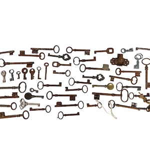 Antique Vintage French Rusty Key Job Lot Lock Skeleton Châteaux Castle Estate Collection Prop Display c1900-70&#39;s / EVE