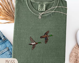 Comfort Colors® Retro Mallard Ducks Shirt, Vintage Flying Duck T-Shirt, Nature Lover Shirt, Bird Animal Outdoor Lover Shirt, Graphic Tee
