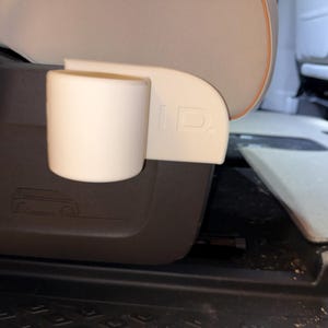 ID.Buzz Captain Seat Cup Holders