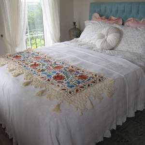 Suzani throw embroidered bed scarf runner table tassel throw fringe trim linen queen king bed cover needlework oriental bohemian bedding