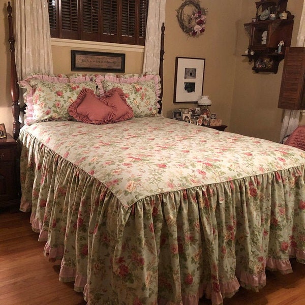 Bedspread skirted coverlet ruffled bed cover Shabby chic bedding pink floral duck linen Queen King 28 32 drop split corner custom bedding
