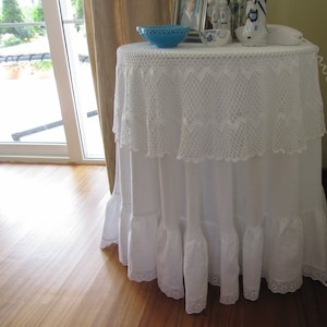round tablecloth white ivory table cloth eyelet lace Ruffled Shabby Chic home decor cotton tablecloth XL large 90 120 inch rectangle custom