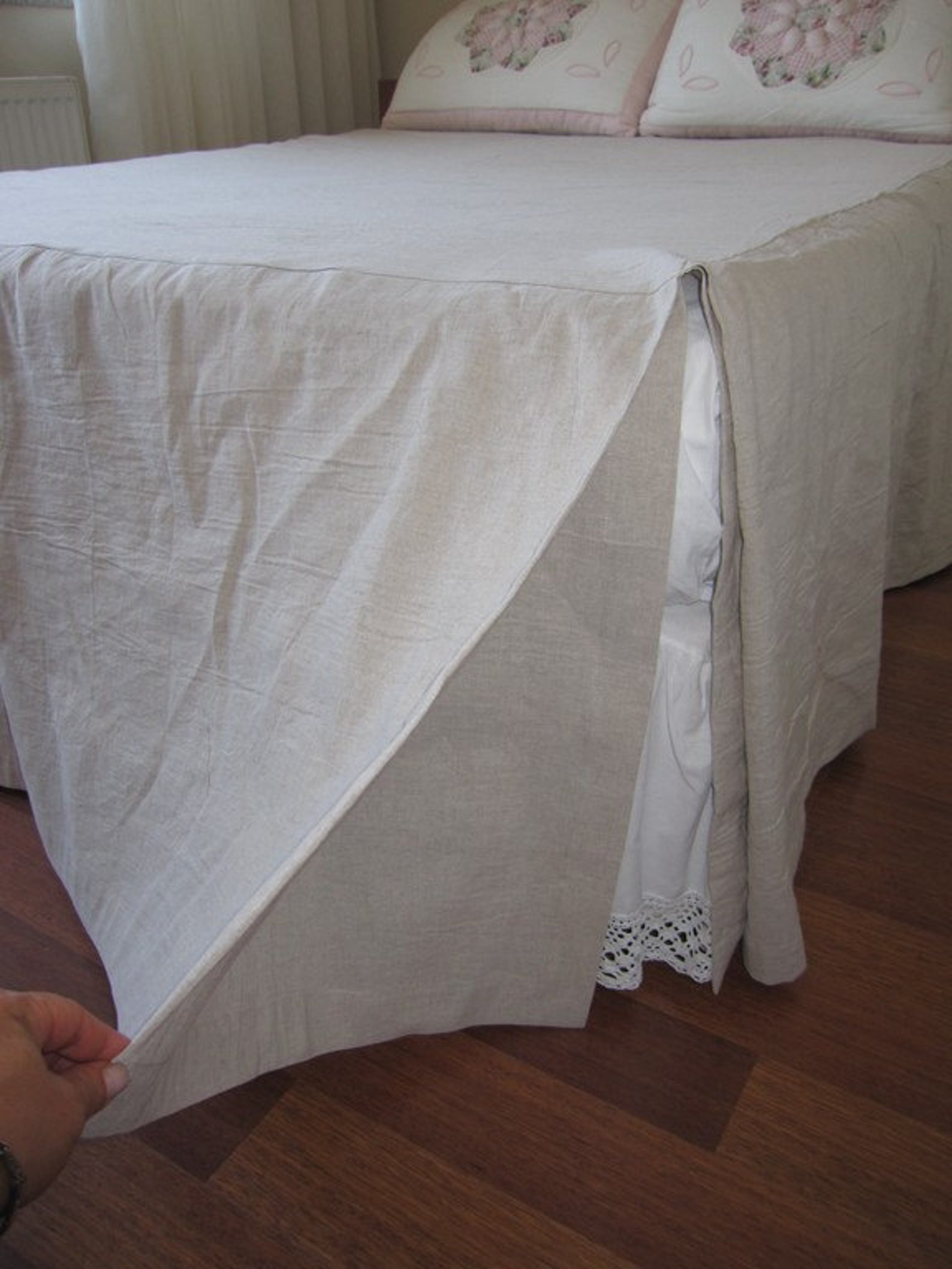 Split Corner Linen Bedspread, Box Pleated Skirted Coverlet 22 32 Drop
