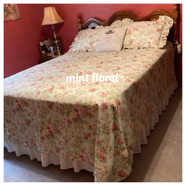 Bedspread, Super King size 120x120, QUEEN, oversized Bed spread -shabby chic bedding-coverlet-cream purple pink floral bed cover Nurdanceyiz