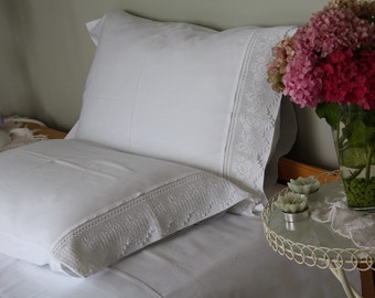 White Pillowcase with handmade crochet lace. French Country home -shabby chic bedding bed standard queen pillow cases cotton Turkish Turkey