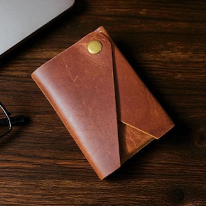 Personalized Rustic Leather Wallet – Handmade Slim Card Holder | Vintage Minimalist Brown Wallet for Men & Women
