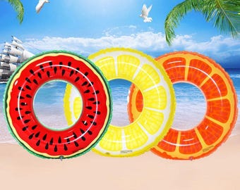Paquete de 3 flotadores inflables para piscina con forma de fruta, para fiestas en la piscina.