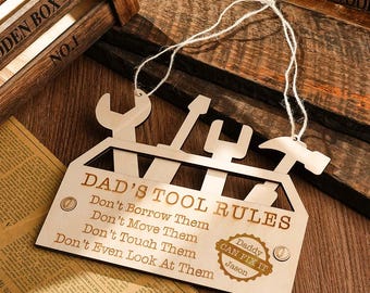 Placa con colgante grabado personalizado "Reglas de herramientas para papá" para regalar