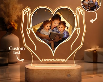 Luz nocturna acrílica de corazón personalizada: Lámpara LED con foto y texto grabado