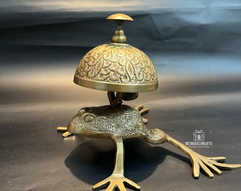 Sino de sapo antigo em latão maciço - Decoração de mesa vitoriana