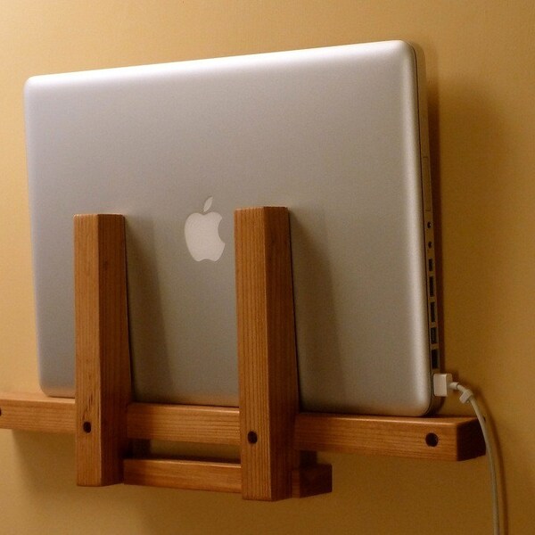 Laptop Docking Station