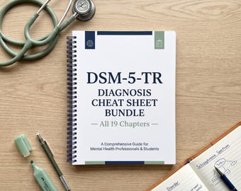 Puede incluir: Un paquete de hojas de referencia de diagnóstico DSM-5-TR encuadernado en espiral con cubierta blanca, texto azul oscuro y detalles en verde salvia. La cubierta dice: DSM-5-TR DIAGNOSIS CHEAT SHEET BUNDLE - All 19 Chapters - A Comprehensive Guide for Mental Health Professionals & Students.