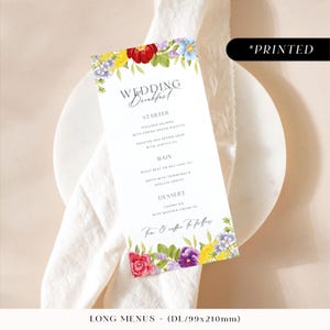 Menú de recepción de boda con flores de colores, tarjetas de menú con estampados florales brillantes, menú de boda veraniego y llamativo, tarjetas de desayuno de boda