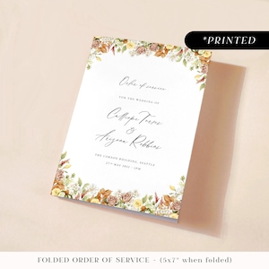 Programme de la cérémonie de mariage avec fleurs d'automne, livret d'ordres de service imprimé dans des tons ocrés sourds, cartes d'itinéraire de mariage d'automne rustiques