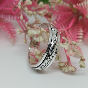 Sterling Silver Floral Ring: Vintage Boho Nature Band