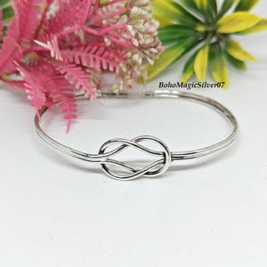 silver knot bangle, silver bangle, sterling knot bangle, silver bangle men, knot bracelet, bangle bracelet, thin bangle, adjustable bangle.