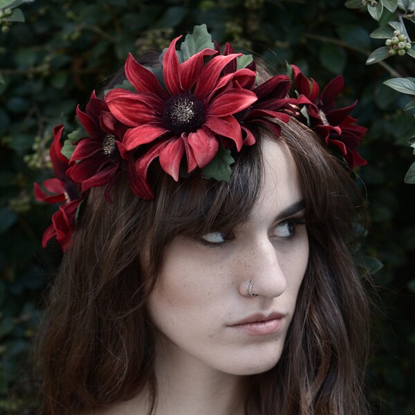 Red Velvet Wildflower Crown, Red Flower Crown, Oxblood Red, Christmas Wedding, Daisy  Crown, Floral Crown, Hair Wreath, Daisy Headband