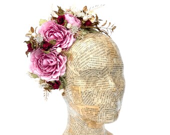 Diadema de flores rosa invernal, tocado floral navideño, corona de flores festiva, perla marfil, corona nupcial, Frida, adorno floral para el cabello, dorado