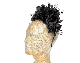 Corona de rosas negras, tocado floral navideño, diadema gótica de flores, tocado de flores negras, Frida Kahlo, Día de los Muertos, funeral