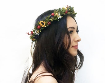 Sunflower Bridal Headpiece, Sunflower Rose Hip Hair Wreath, Autumn Flower Crown, Floral Crown, Bridal Flower Hair Laurel, Sunflower Crown