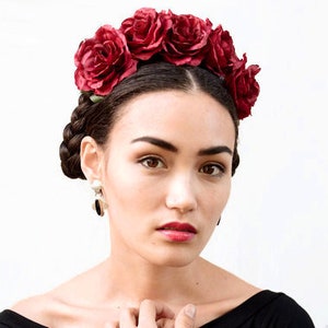 Donkerroodroze bloemenkroon, 4 juli, 4 juli, hoofdband met rode bloemen, Dag van de Doden, Frida Kahlo-kostuum, Mexicaans hoofddeksel, Fiesta