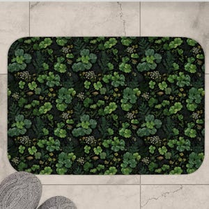 Dark Green Clover Leaf Bath Mat Botanical Nature Floor Rug for Bathroom with Non Slip Backing Soft Absorbent Shamrock Decor Botanical Shower