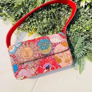 Handgemachte Perlen Schultertasche, Sonne und Mond Handtasche, himmlische Kunst Statement Geldbörse künstlerische Mini.