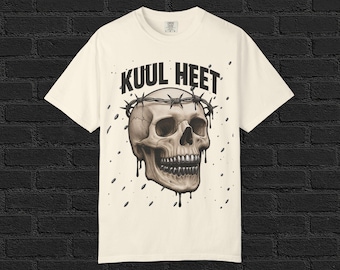 Schädel T-Shirt, Stacheldraht Gothic Streetwear Shirt, Edgy Urban Grunge Grafik T-Shirt, Alternative Punk-Mode