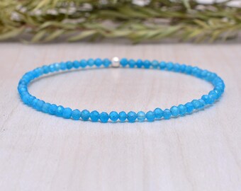 Bracelet Réglable En Apatite Verte Naturelle - Pierre Ovale De 115 Ct, Plaqué Argent Sur Laiton - Fait Main En Inde