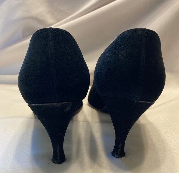 1950’s 1960’s Black Suede Lord & Taylor Pumps - image 2