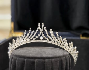 Tiara nupcial Art Déco con diseño geométrico, tocado de boda con cristales de talla baguette, tiara de princesa vintage, elegante corona de desfile para ella.