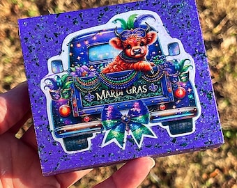 Mardi Gras Highland Cow Mini Glitter Wood Sign for Tiered Tray Decor