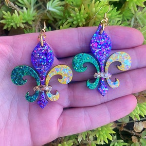 Mardi Gras Fleur de Lis Wood Glitter Earrings image 2