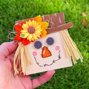 Scarecrow Mini Wood Sign Shelf Sitter Fall Thanksgiving Tier Tray Decor