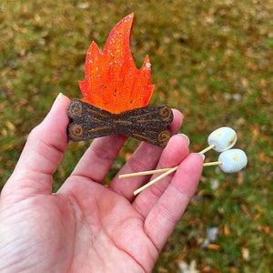 Mini Campfire Wood Cutout & Marshmallows Set for Tiered Tray Decor