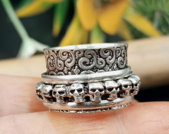 Sterling zilveren draaibare doodskopring, handgemaakte gothic biker fidgetring, gothic punk angstring