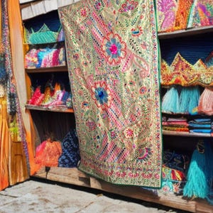 Phulkari Dupatta bordada: bufanda floral de seda Chanderi