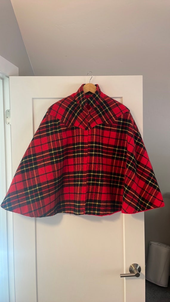 Vintage Plaid Zip Front Cape