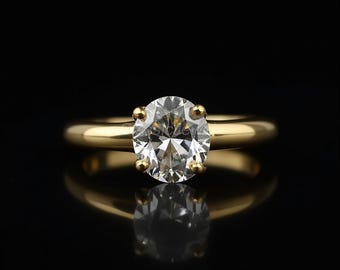 10K Gold Oval Lab Grown Diamond Ring | Classic Solitaire Engagement Ring