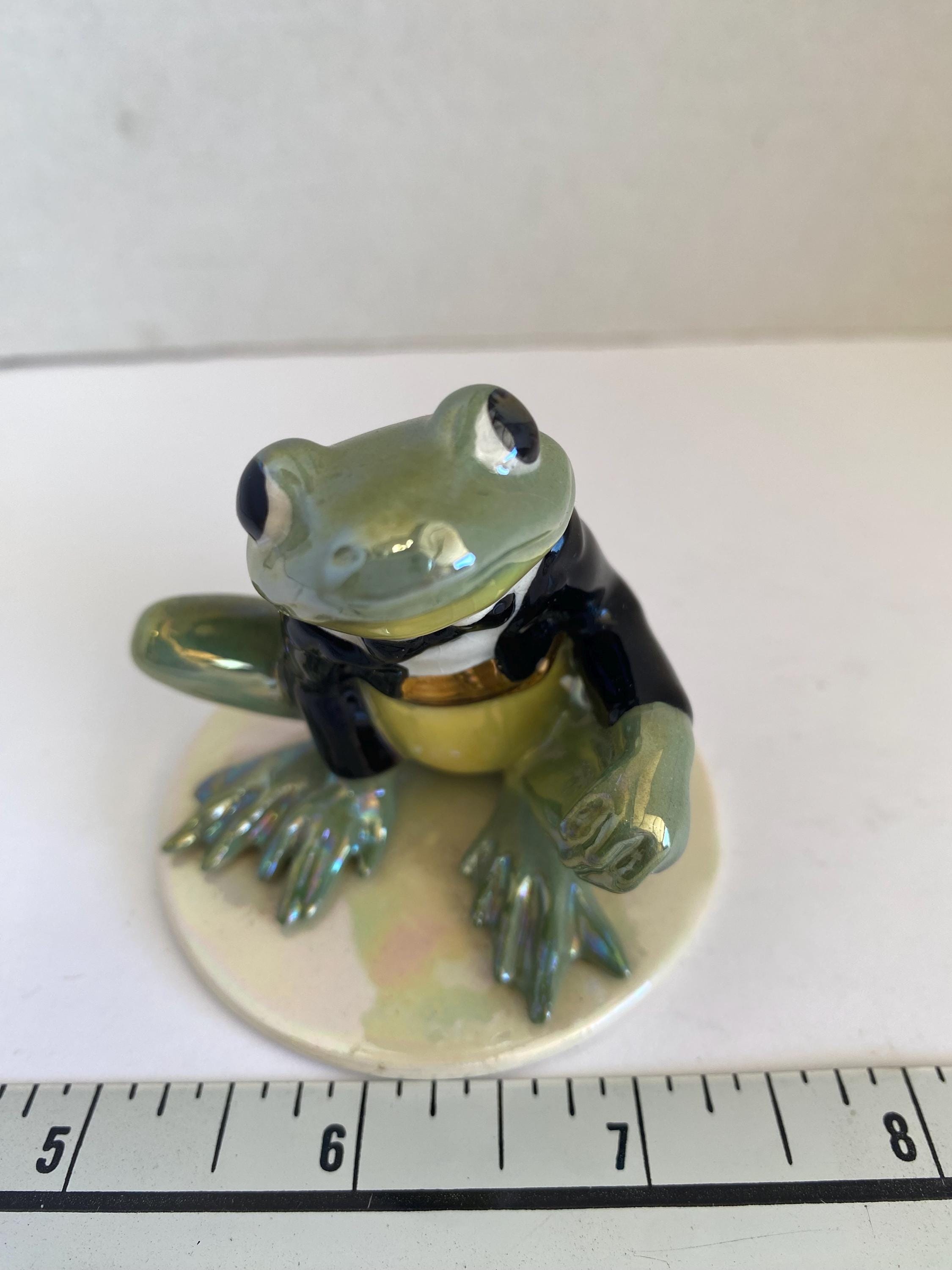 Hagen Renaker Frog - Etsy