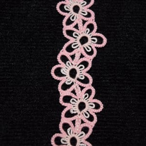tatted pink bookmark//lace bookmark//tatting bookmark//flowers//cherry blossoms