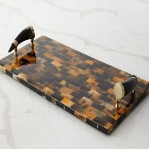 Handcrafted horn handel sarving tray luxury Buffalo horn decorative platter for Home And Kitchen